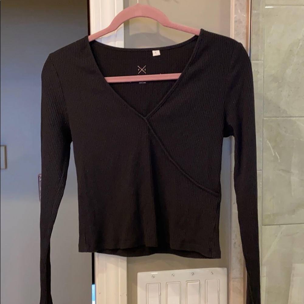 Pacsun black cropped long sleeve